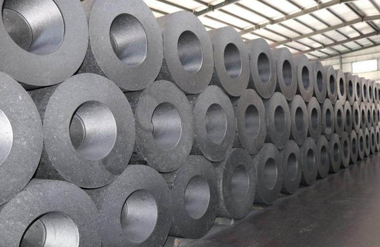 Ultrahigh graphite electrode