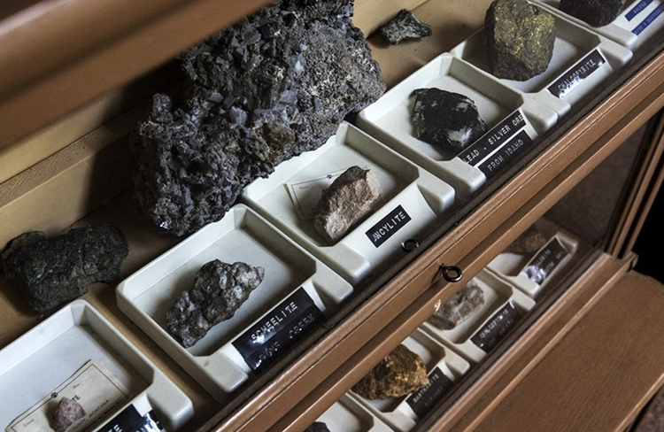 Basic properties of rare earth elements
